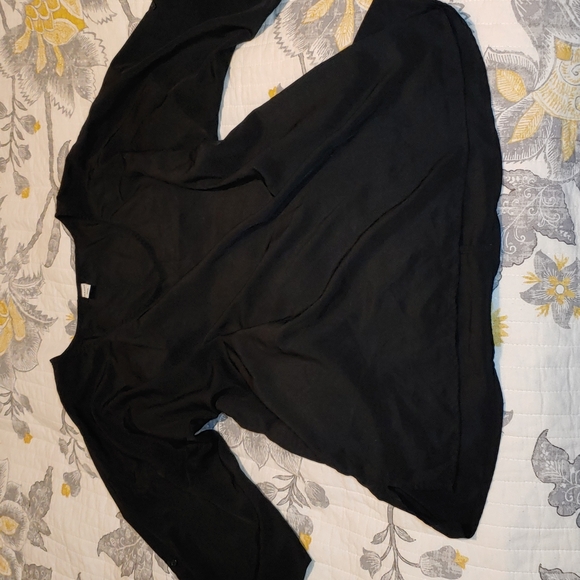 Old Navy Tops - XL Blouse - Old Navy